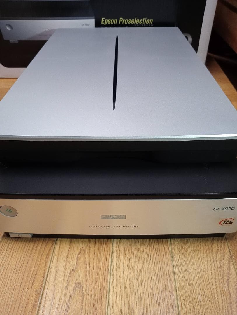 EPSON GT-X970 高性能フィルムスキャナー ホルダ、フォトショ付 良品-