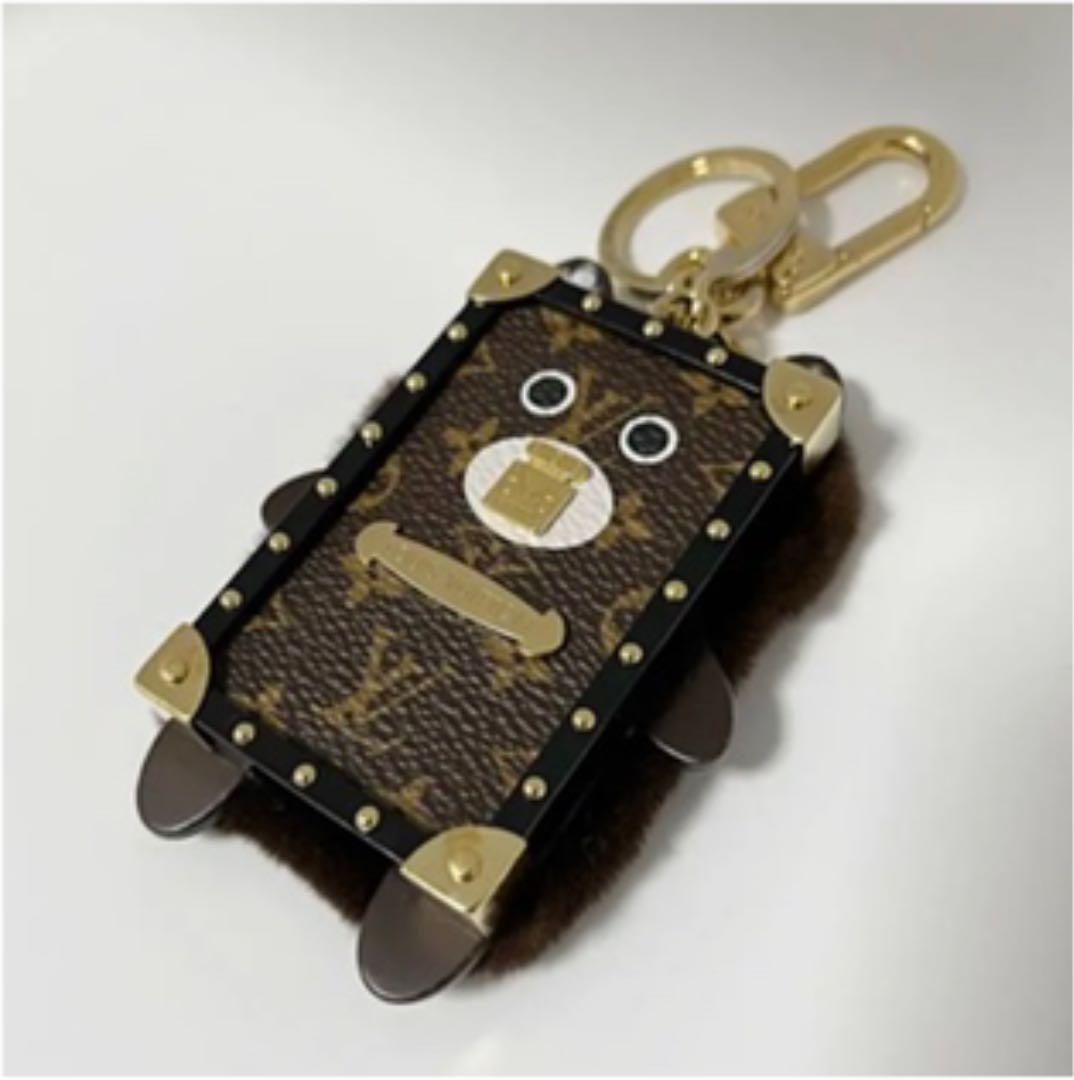 ルイヴィトン キーホルダー ミンク ファー モノグラム キャンバス-