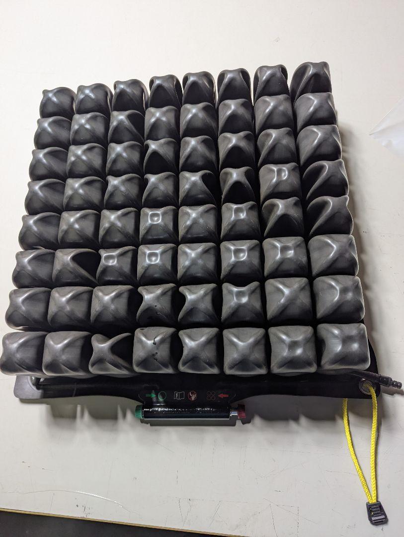 【中古】ロホクッション　クァドドロセレクトハイタイプ41cm✕38cm