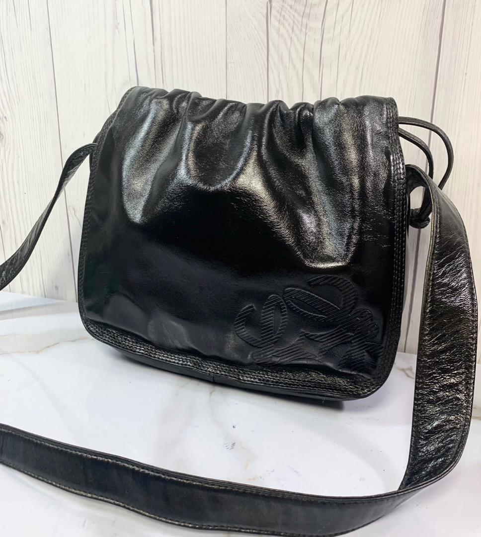 24H限定 美品 ロエベ LOEWE 巾着ショルダーバッグ レザー オールドロエベ 55 6mtV5-m10760993564 豊富な得価