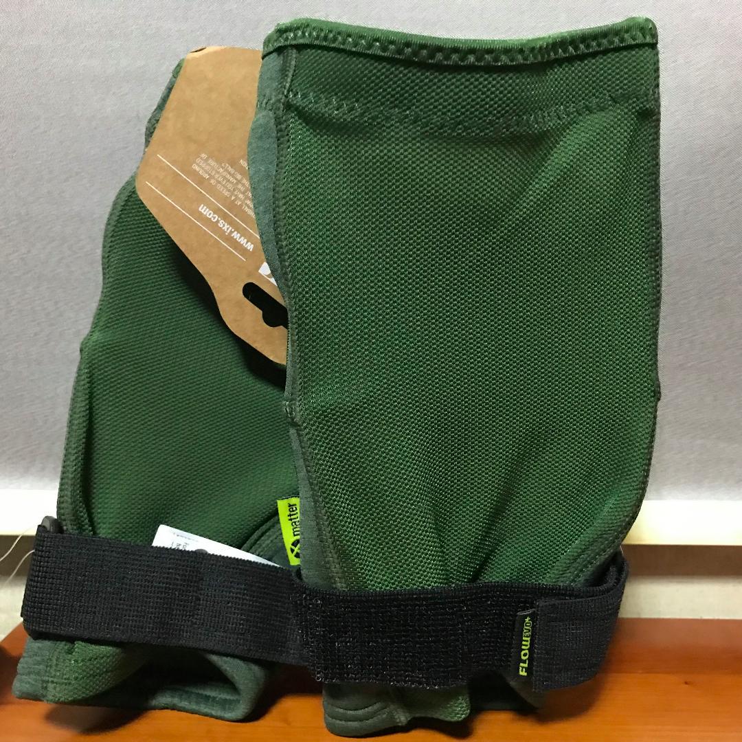 iXS Flow EVO+ knee Pads