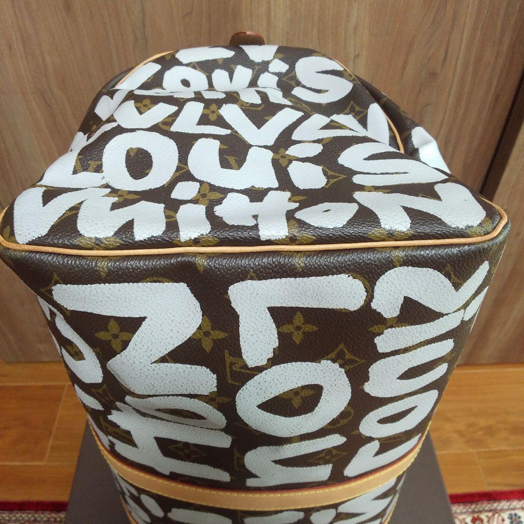 LOUIS VUITTON モノグラム グラフィティ キーポル50