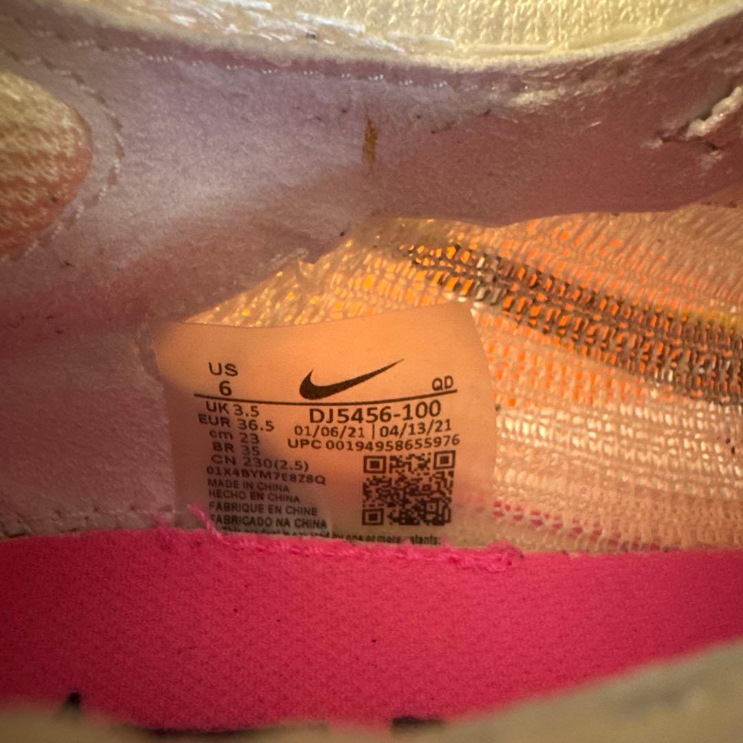 Nike DJ5456-100 ランニングシューズ US 6 Nike DJ5456-100 ランニングシューズ US 6