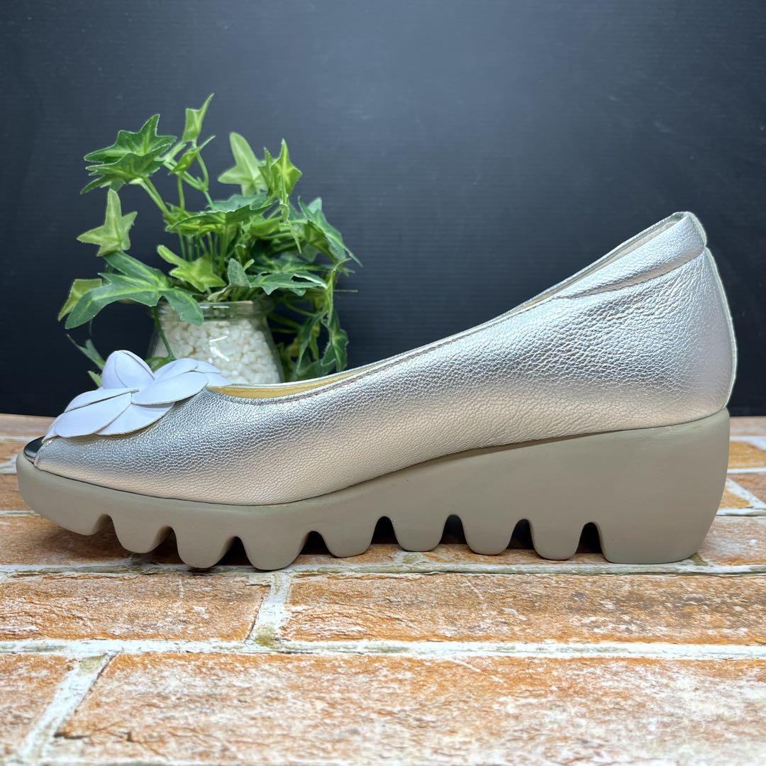 美品✨ヒルズアヴェニュー カメリア 24 オープントゥ パンプス ウェーブソール