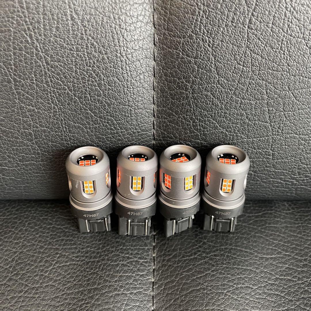 【話題の新商品‼︎】POLARG 信頼の純正採用メーカー LED レッド T20