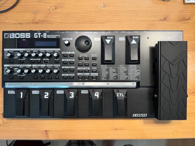 今日までの価格送料込み　BOSS GT-8 ギターエフェクター　可動品 Amazon.co.jp: BOSS ギター・エフェクツ・プロセッサー GT-8