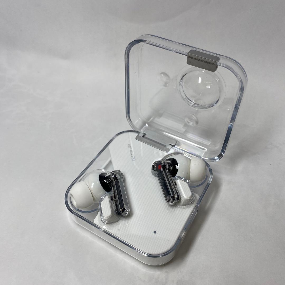 誠実】 ear ナッシングNothing (1) ホワイト 完全ワイヤレスイヤホン