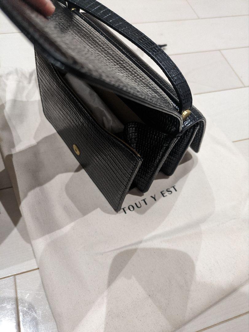 TOUT Y EST トゥティエバッグ SAC PAUMELLE MINI - メルカリ