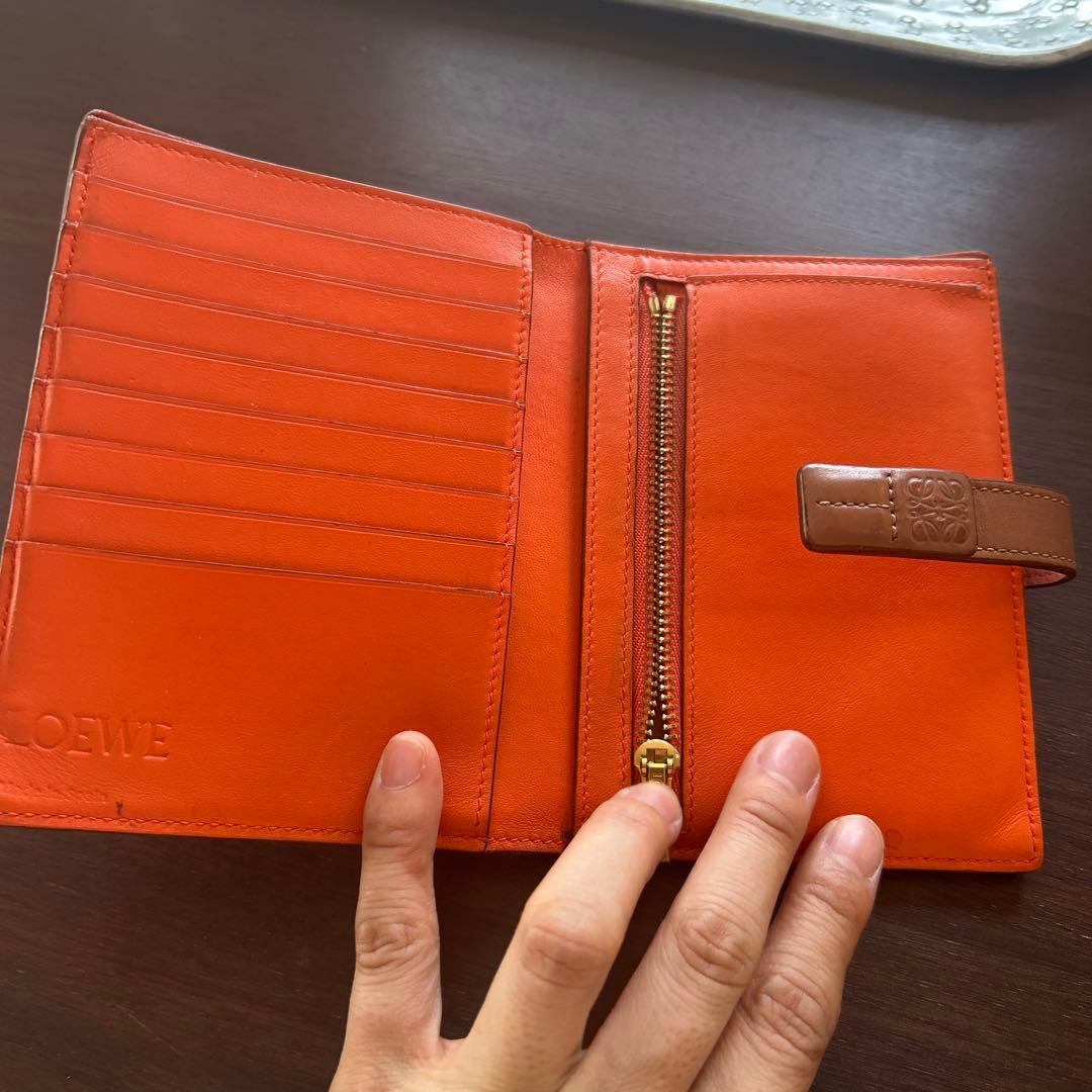 LOEWE ピンク 二つ折り財布
