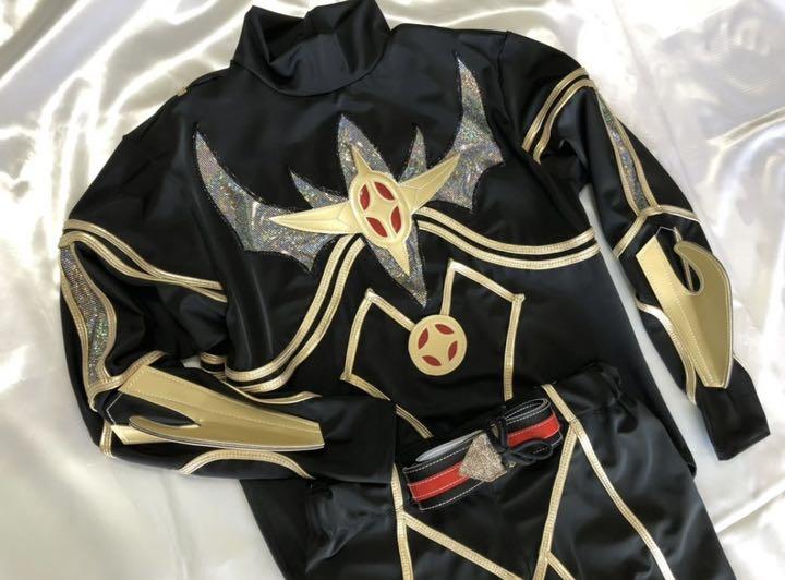 [最終値下げ❗️早い者勝ち‼️ほぼ新品]獣神サンダーライガー　コスチューム