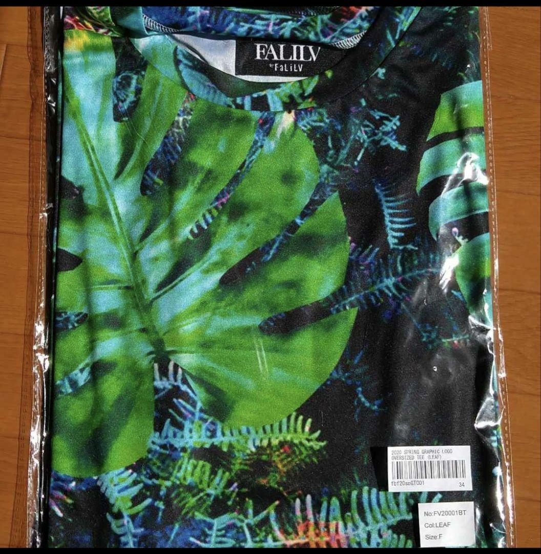 ファリファリ　Tシャツ　リーフ