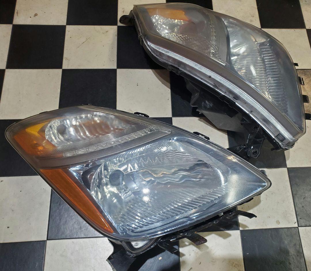 フローラル 限定値下げ❗️20プリウス トヨタ純正USヘッドライト - ライト