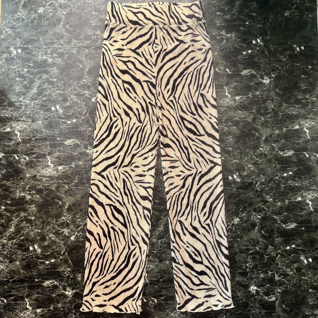 【美品】ゼブラプリーツパンツ