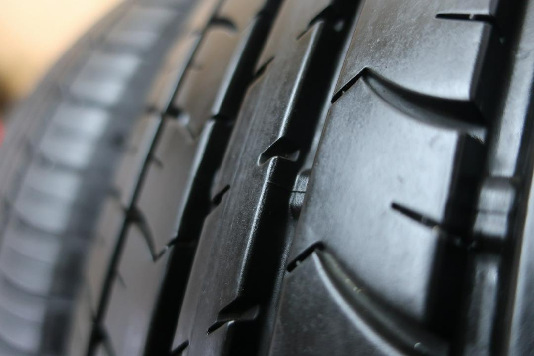 うすイボ　2024年製　グッドイヤー　EG01　205/60R16　国産　4本