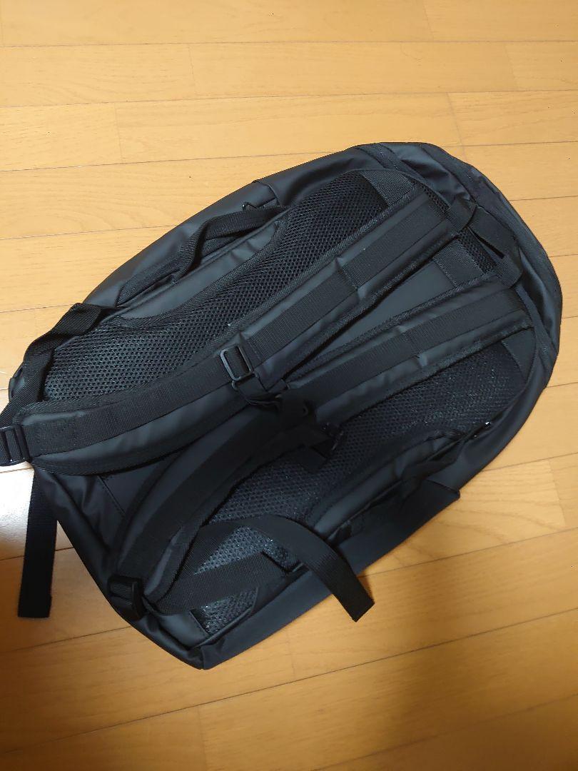 luz ルース　ブラック バックパック（新品）昼まで割引