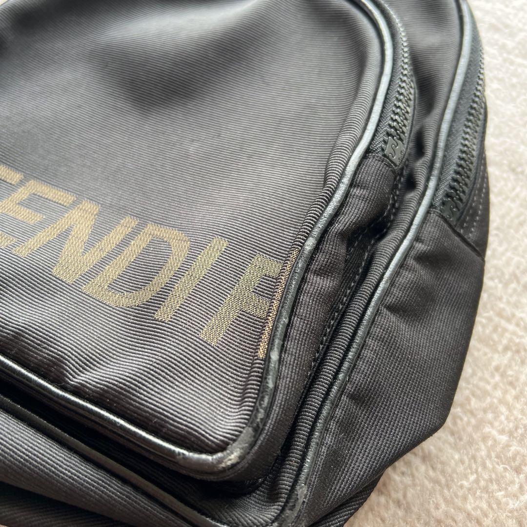 FENDI ブラック リュック　フェンディ