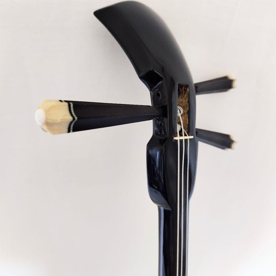 沖縄三線 人工皮三線 ハードケース付き 沖縄三線 人工皮三線 ハードケース付き