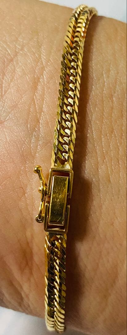 K18金 ブレスレット 高さ18cm 重量7.9g 12面 ダブルロック K18金 ブレスレット 高さ18cm 重量7.9g 12面 ダブルロック