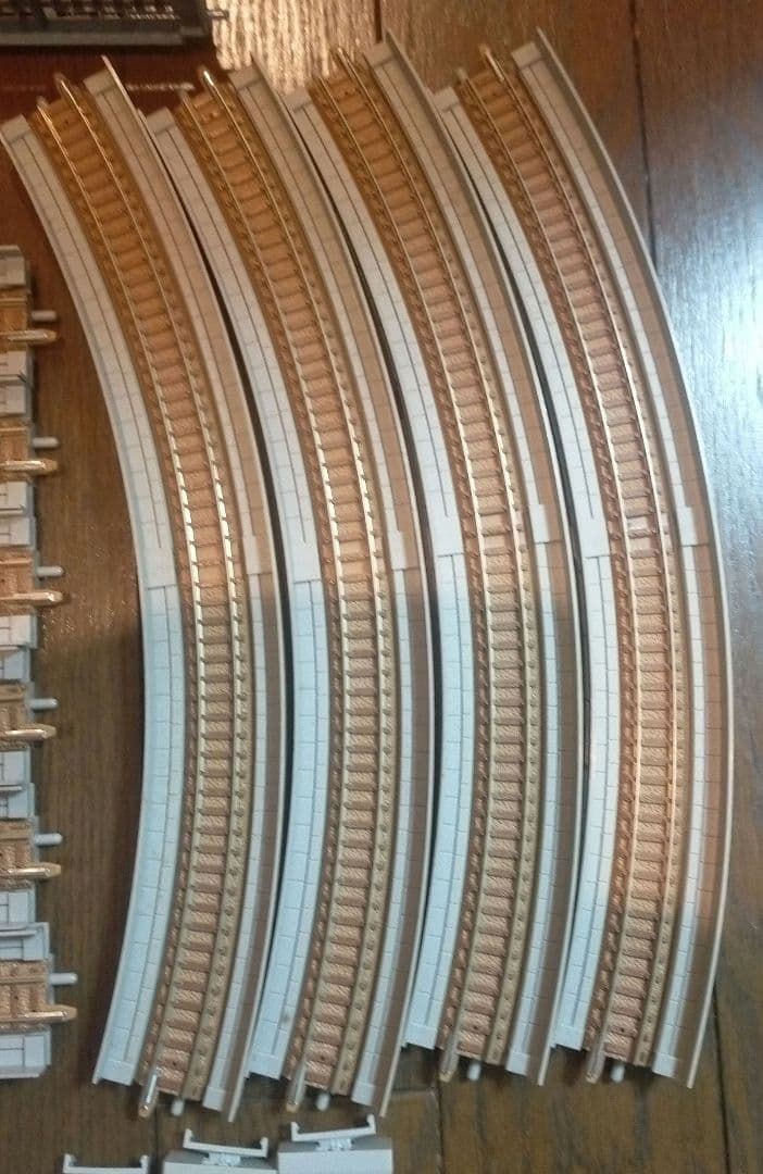 希少 ほぼ未使用 TOMIX 1153 1052高架橋付レール 3017 橋脚 希少 ほぼ