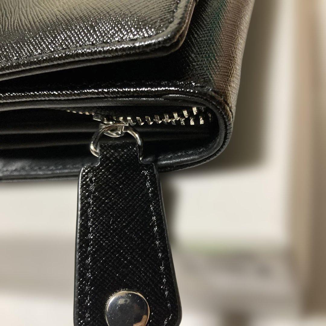 Vivienne Westwood ブラック長財布ハート赤