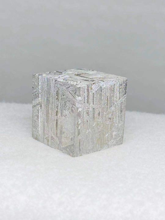 セール商品が満載 ギベオン 隕石 ギベオン隕石 アルタイ隕石 20.5mm 69g 鉄隕石 その他