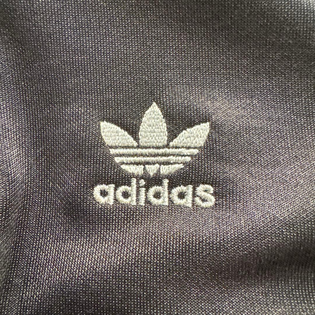 adidas クロップド トラックジャケット　ショート丈　ミニ丈