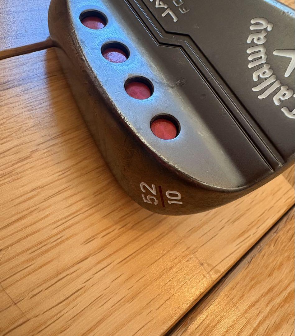 52° 58°