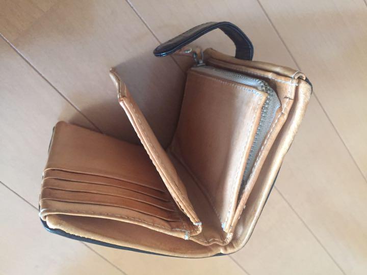折り財布 革 ２つ折り 財布 カード入れ コイン入れ ウォレット コンパクト