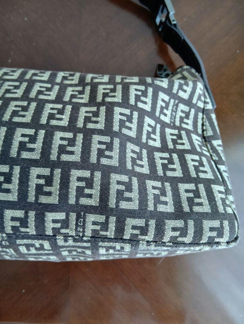 ★美品★FENDI フェンディ　ショルダーバッグ　ワンショルダー ミニバッグ