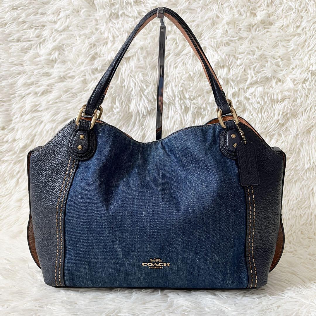 美品 コーチ 2WAY ショルダー・斜め掛けバック ネイビー
