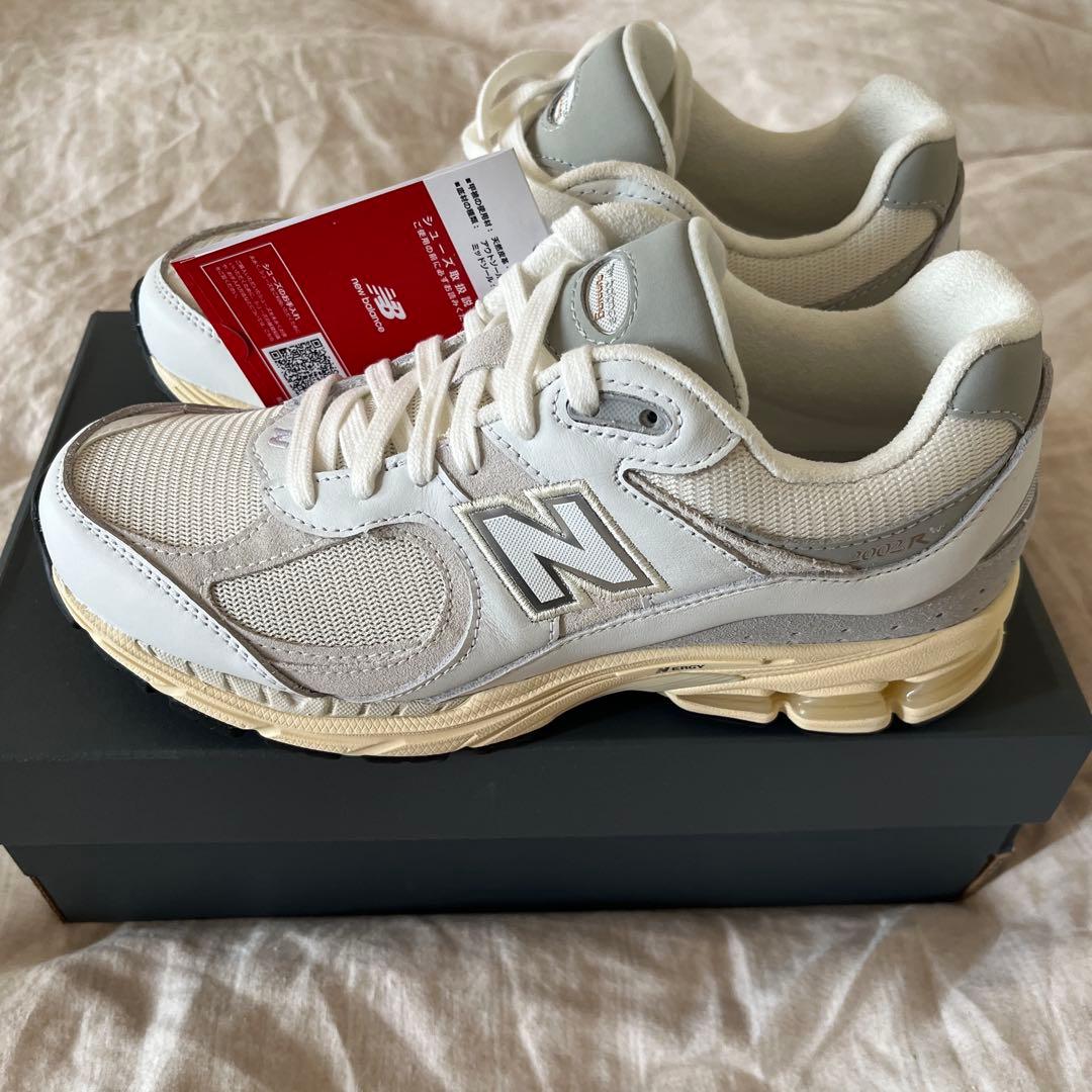新品　ニューバランススニーカーM RIA2002