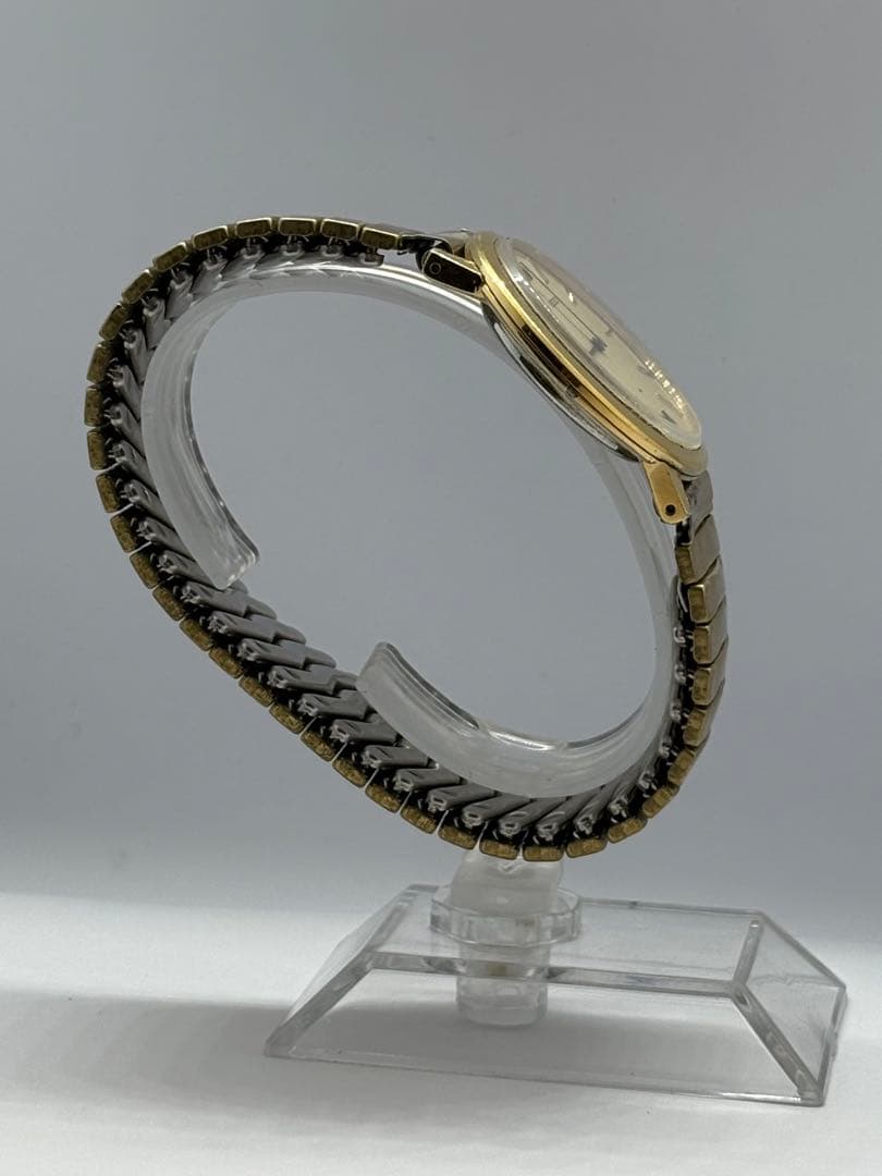 SEIKO セイコー　腕時計　シャリオ　2220-0180 ゴールド