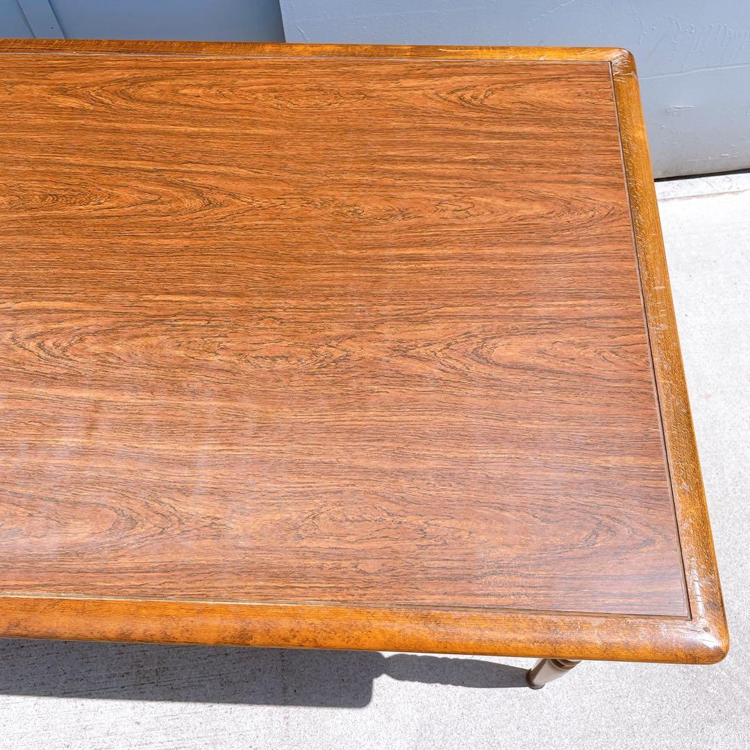 ダイニングテーブル