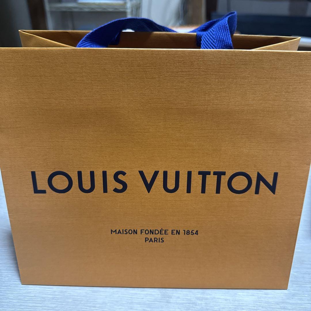 LOUIS VUITTON 紙袋と空箱 - メルカリ