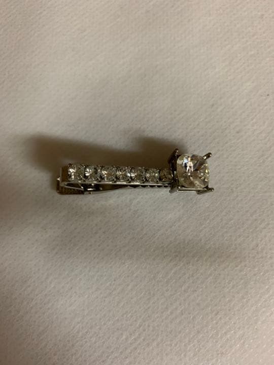 テットオム クリアストーン ネクタイピン | activoskateshop.com