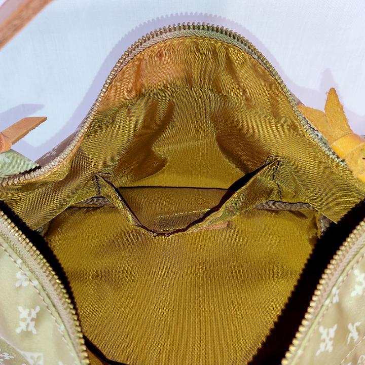 russet ラシット ショルダーバッグ ナイロン ベージュ