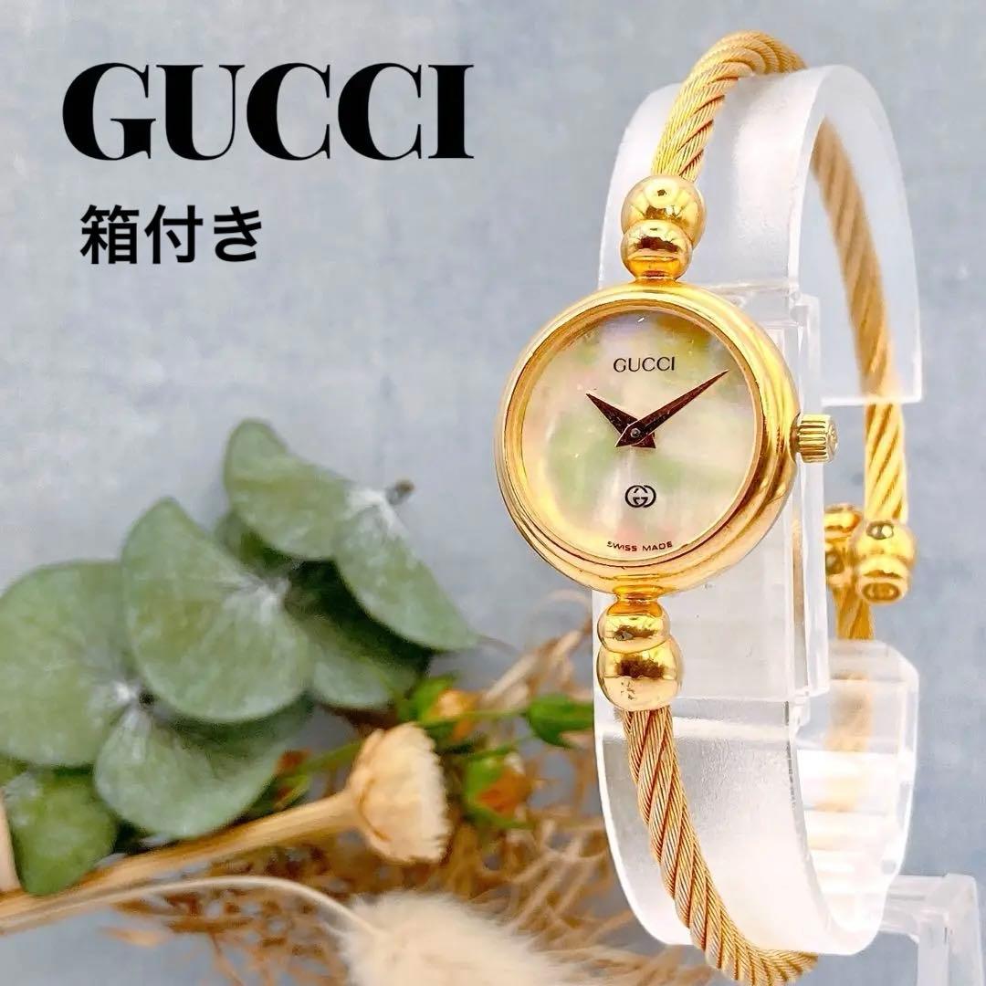 電池 GUCCI ゴールド バングル レディース腕時計 シェル文字盤