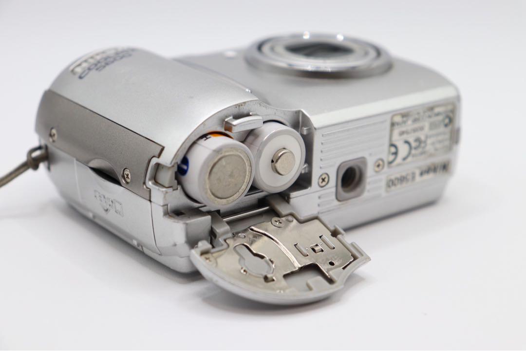 ✨動作確認済み！✨Nikon COOLPIX 5600 単三電池で使用可能！