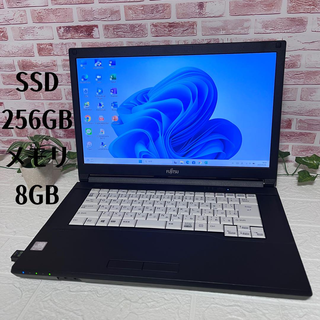 ★美品富士通　SSD新品256GB メモリ8GB★A579/A ノートPC425