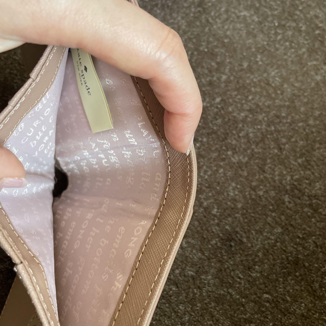 Kate Spade ウサギ耳 二つ折り財布 ベージュ Kate Spade ウサギ耳 二つ折り財布 ベージュ - メルカリ
