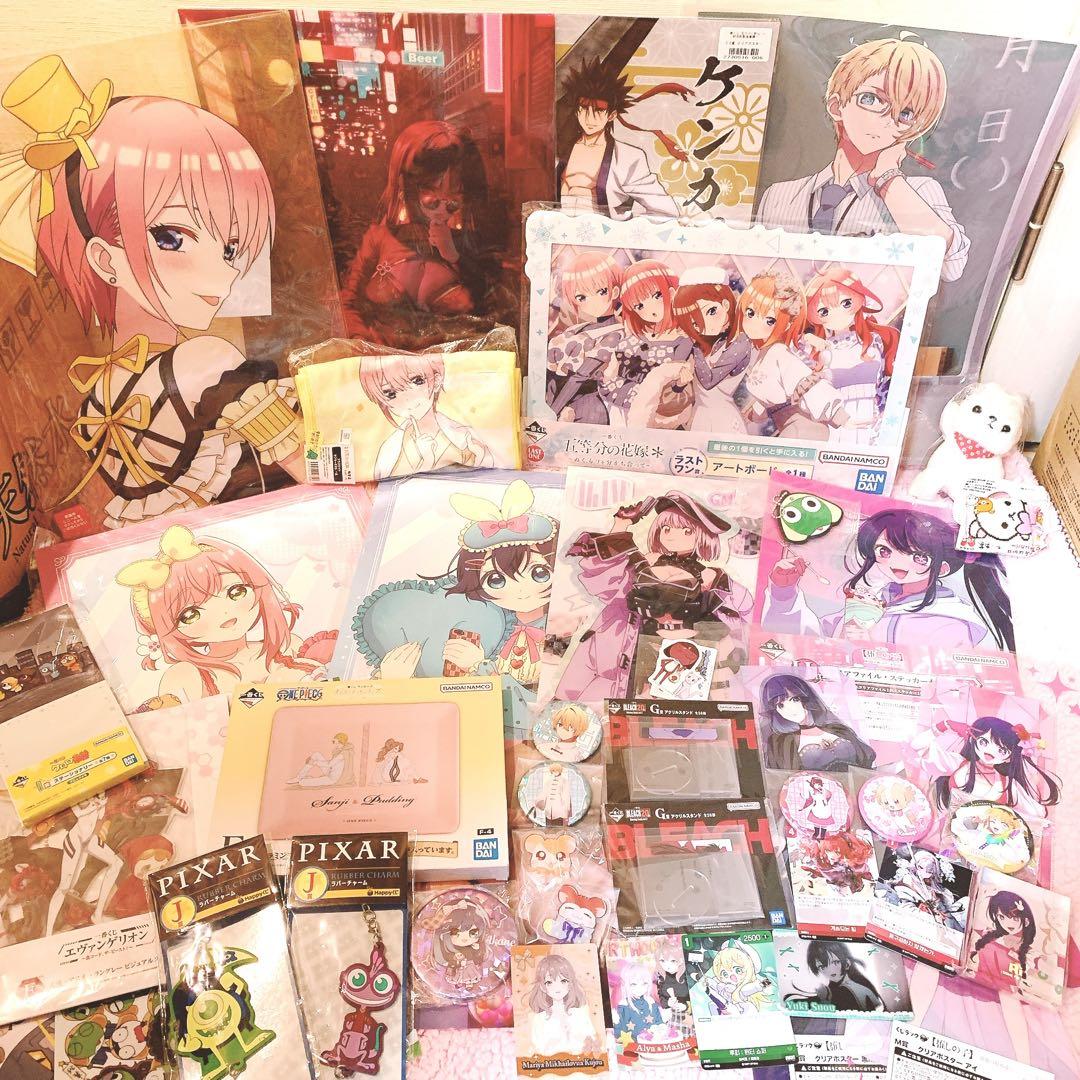 キャラクターグッズ アニメキャラ ポスター 大量 イラストボード まとめ売り アニメ 漫画 キャラクターグッズ 大量 まとめ売り イラスト