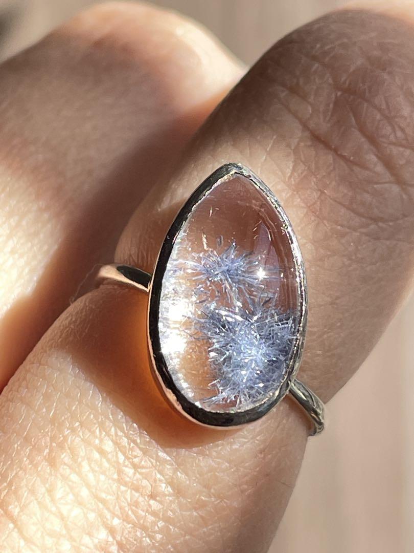 Dumortierite in quartz デュモルチェライトインクォーツ