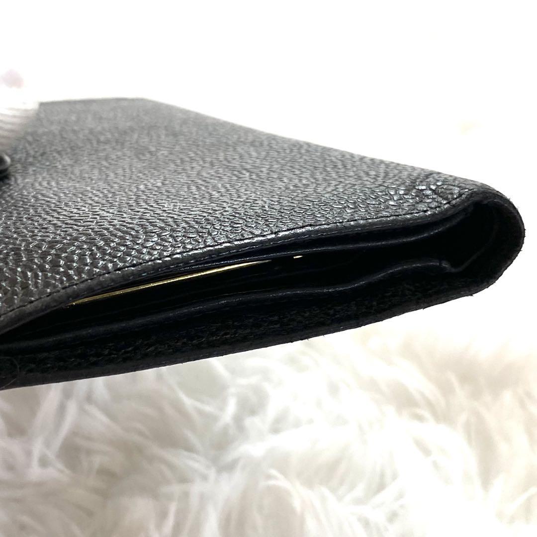 CHANEL キャビアスキン二つ折り長財布　 CHANELカードあり