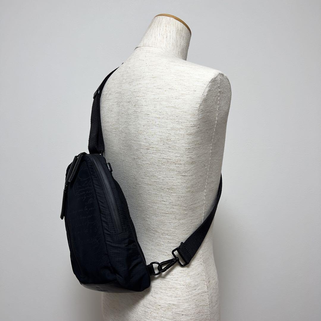 定価28万円 ベルルッティ