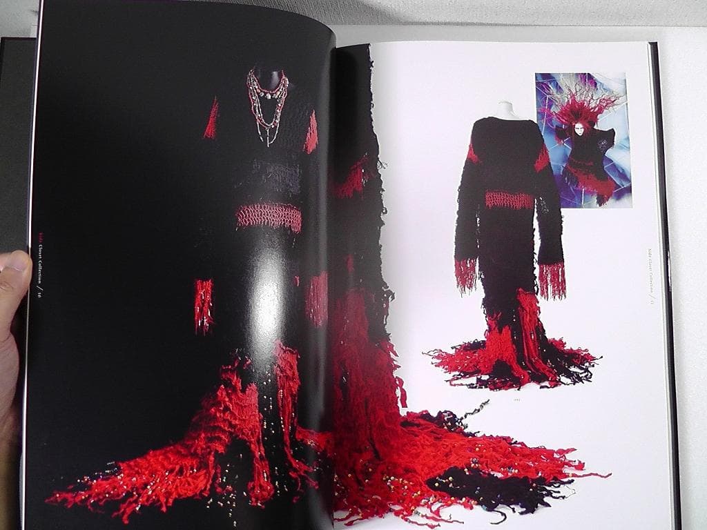 hide closet collection 写真集 ケース 別冊 ポストカード hide closet collection 写真集 ケース 別冊 ポストカード