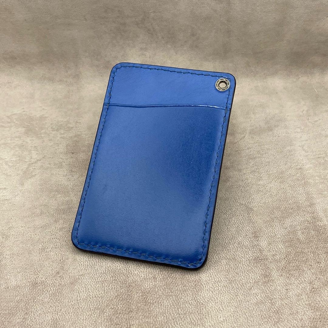 ［オーダー品］ ハンドメイド（手縫い）　牛ヌメ革（サファイヤブルー）二つ折り財布