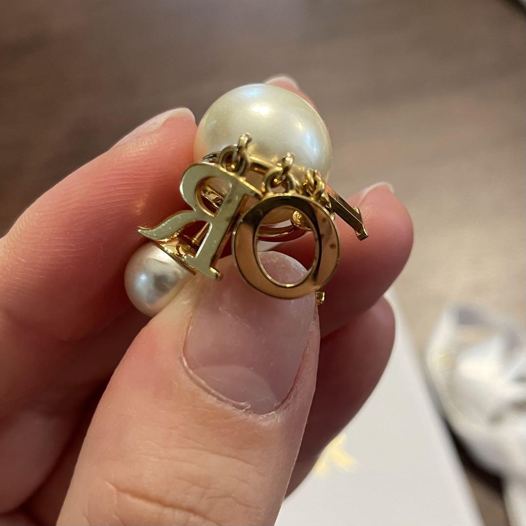 【耳元可愛い♡】Dior Tribales ピアス 耳元のアクセントに♪】Dior☆Dior Tribales ピアス (Dior