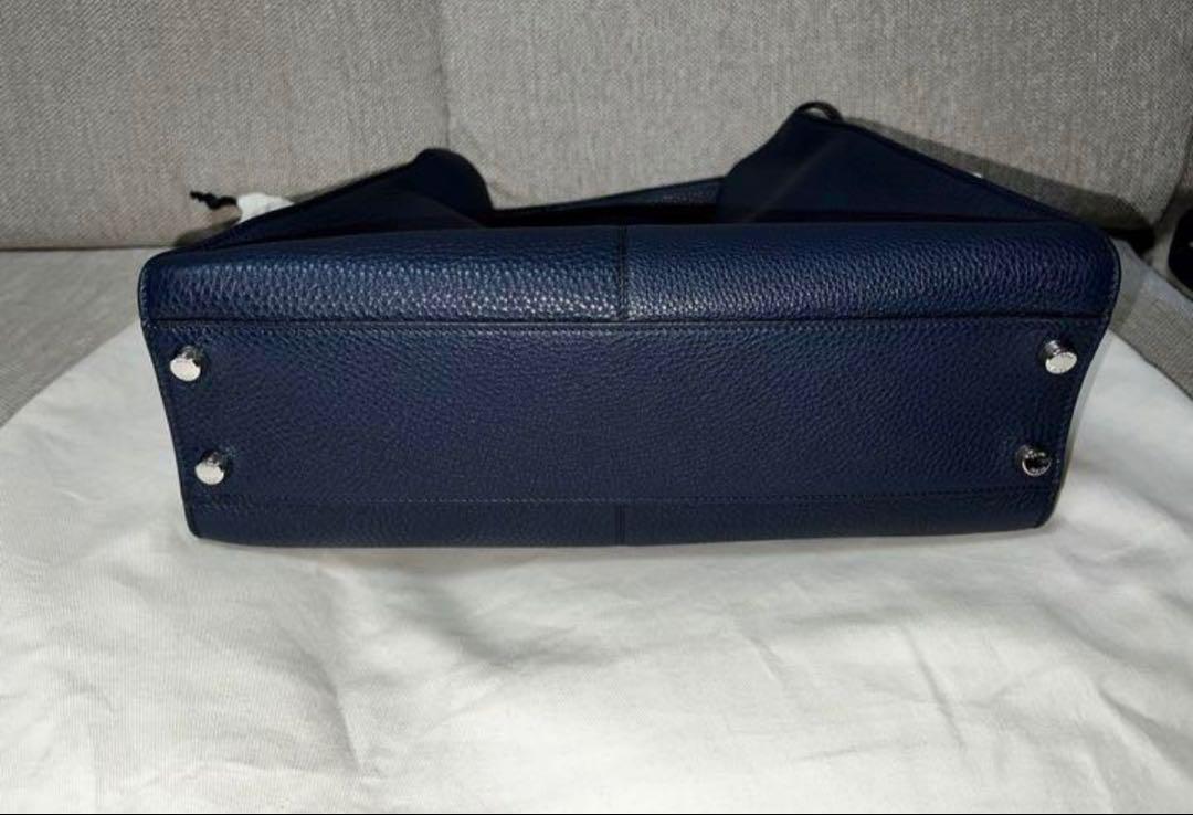 極美品 フェンデイFENDI PEEKABOO X-LITE FIT ピーカブー