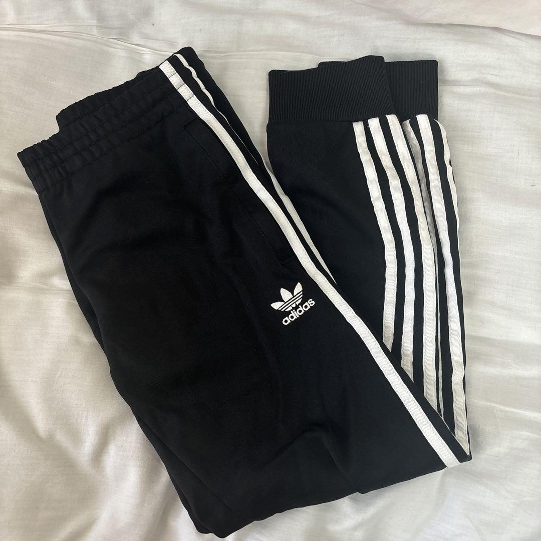 adidas トラックパンツ XS 黒 3本ライン