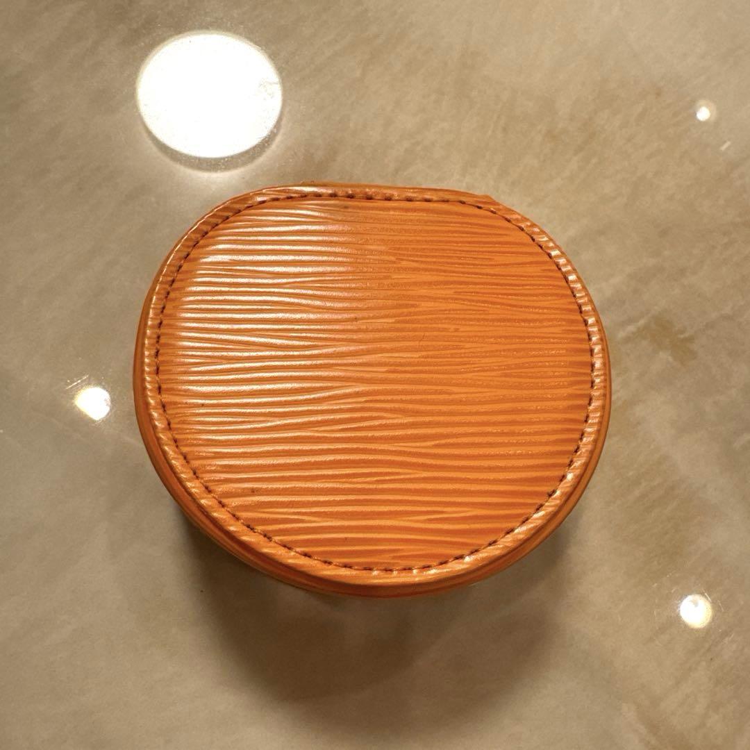 Louis Vuitton オレンジ コインケース